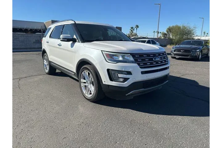 $16095 : Ford Explorer 2017 AWD Limit image 2