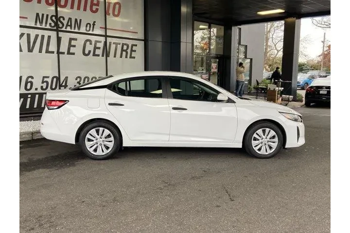Nissan Sentra 2025 S 4dr Sed image 4