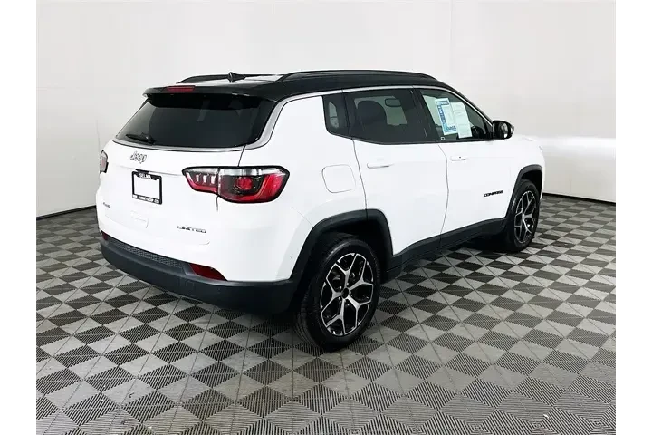 $21500 : Jeep Compass 2024 4x4 Limite image 7