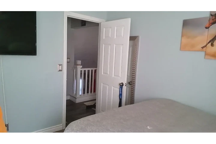 $850 : Cuarto de Renta image 5