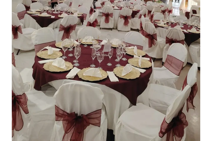 DECORACIÓN Y MANTELERIA image 1