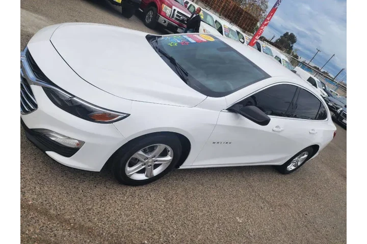 $14599 : 2020 Malibu LS image 9