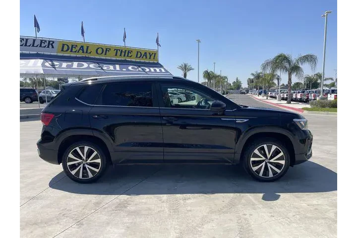 $19885 : Volkswagen Taos 2022 SE 4dr image 9