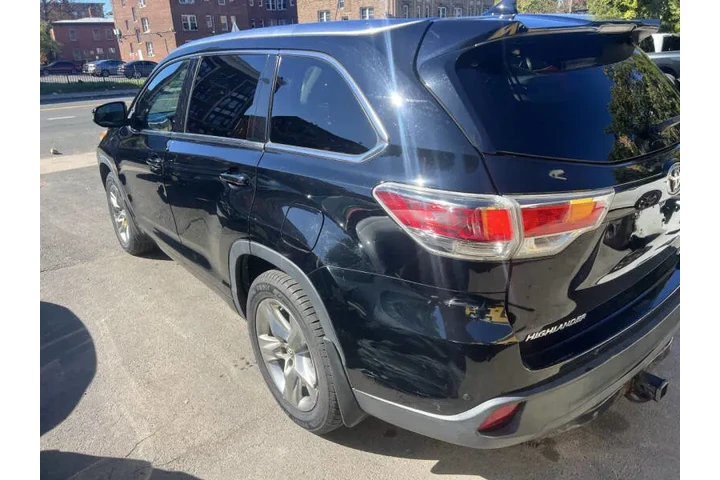 $15999 : 2016 Highlander Limited image 8