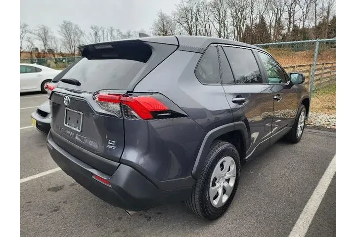 $24499 : Toyota RAV4 2023 AWD LE 4dr image 5