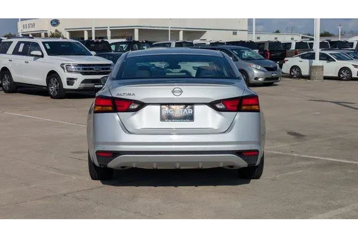 $18500 : Nissan Altima 2024 2.5 S 4dr image 4