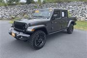 $47998 : PRE-OWNED 2024 JEEP GLADIATOR thumbnail