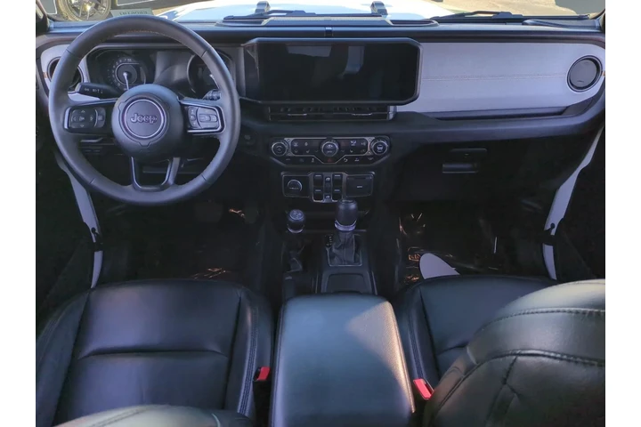 $33500 : Jeep Wrangler 2024 4x4 Willy image 10