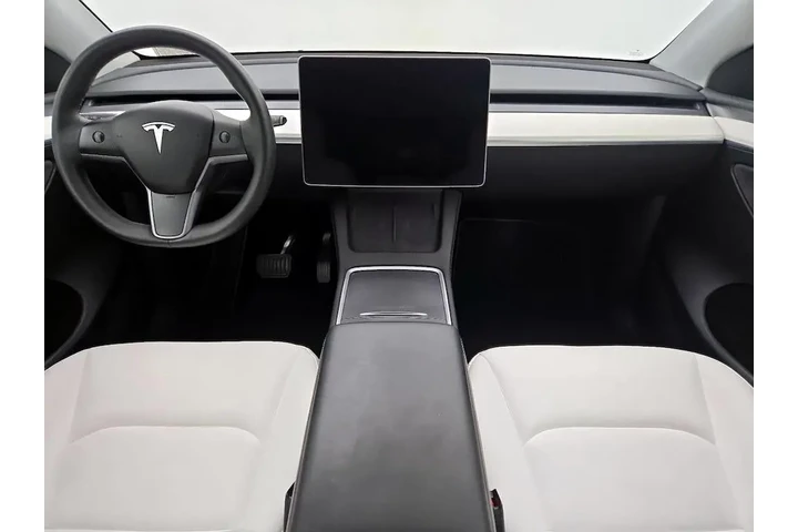 $33998 : Tesla Model Y 2023 AWD Long image 9