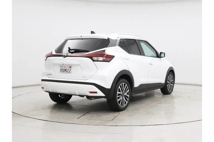 $19998 : Nissan Kicks 2023 SV 4dr Cro image 8