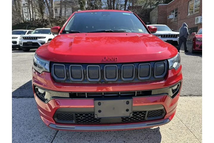 $21985 : Jeep Compass 2022 4x4 (Red) image 7