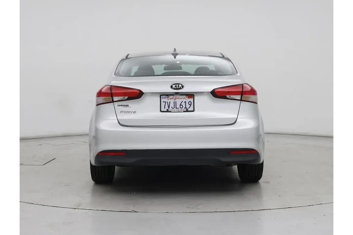 $11599 : Kia Forte 2017 LX 4dr Sedan image 6
