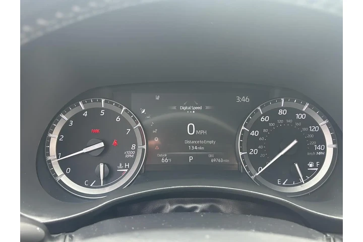 $31992 : 2021 Highlander XLE image 3