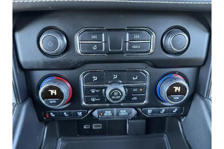 $39958 : Chevrolet Tahoe 2022 4x4 Pre image 8