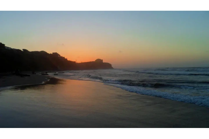 $1100000 : Colombia Salgar  frente al mar image 3