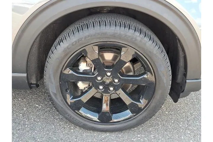 $37997 : Ford Explorer 2023 AWD ST-Li image 8