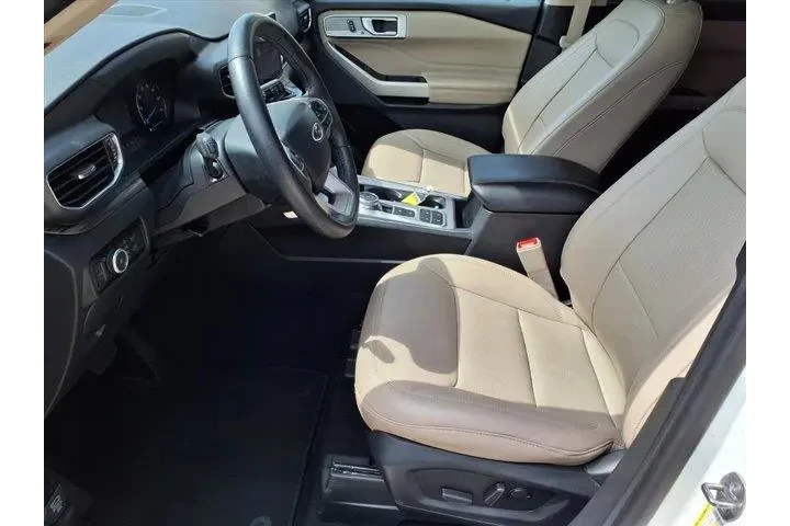$29500 : Ford Explorer 2024 Limited 4 image 10