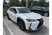 $18990 : Lexus UX 200 2020 4dr Crosso thumbnail