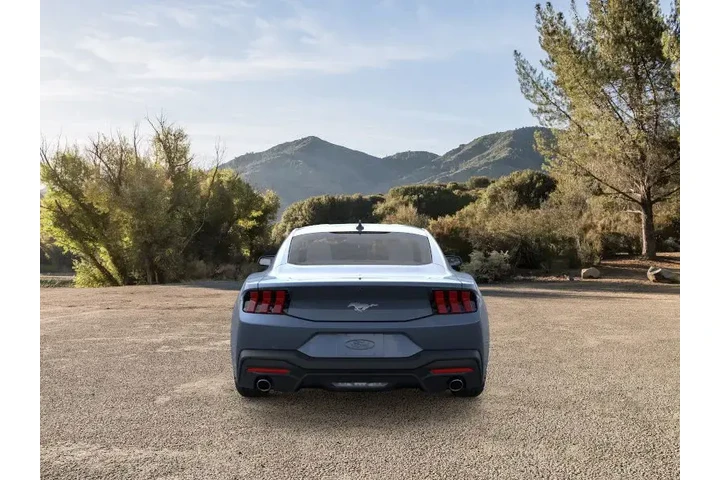 $32466 : Ford Mustang 2026 EcoBoost P image 5