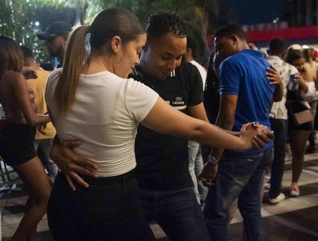 Clases de Baile en Medellin image 2