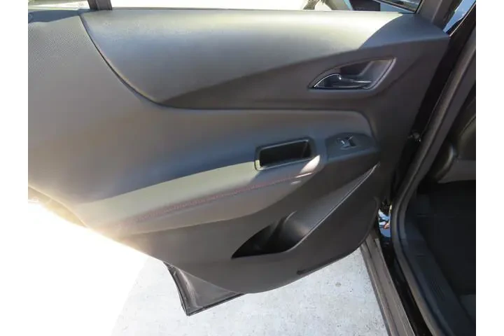 $28491 : Chevrolet Equinox 2023 RS 4d image 8