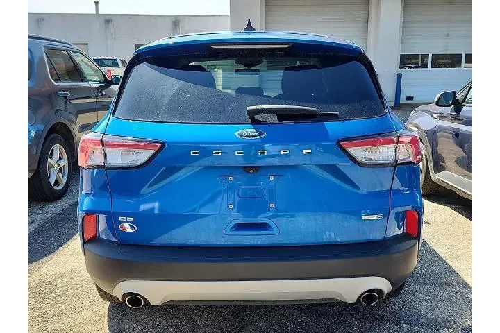 $13300 : Ford Escape 2020 AWD SE 4dr image 5