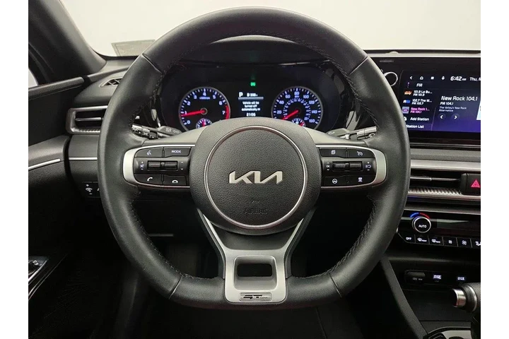 $27998 : Kia K5 2024 GT-Line 4dr Seda image 10