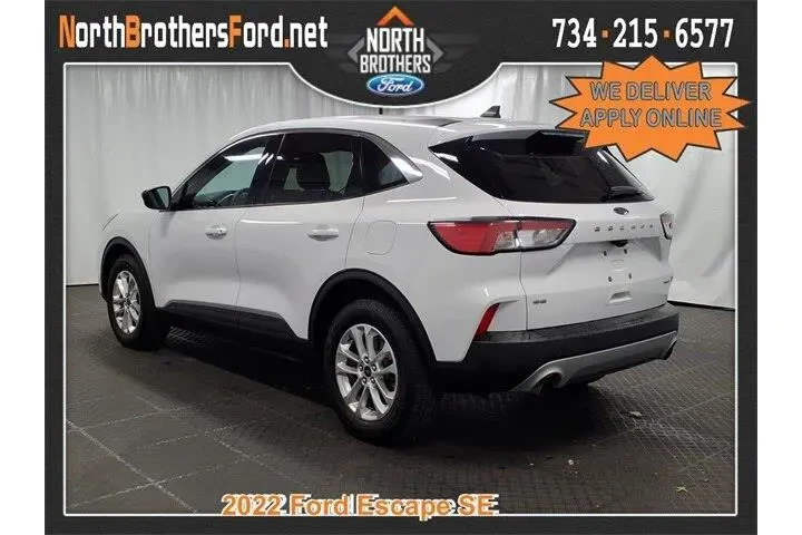 $19988 : Ford Escape 2022 AWD SE 4dr image 2