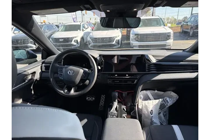 $28991 : Toyota Camry 2025 SE 4dr Sed image 9