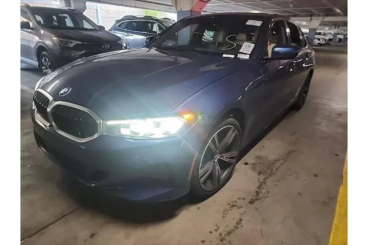 $31995 : BMW 3 Series 2023 330i 4dr S image 4