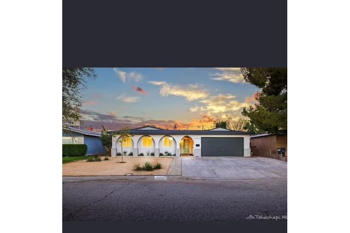 $3500 : Casa de renta image 2