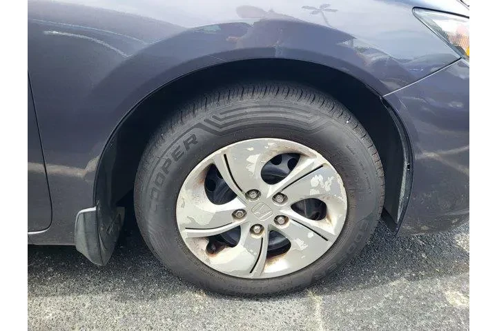 $9720 : Honda Civic 2015 LX 4dr Seda image 7