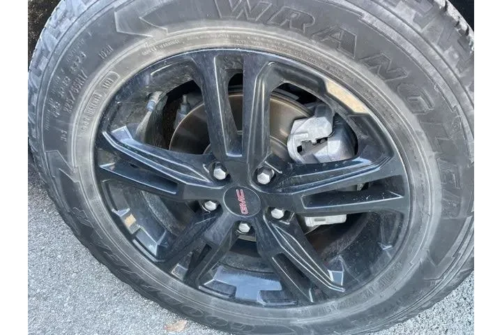 $26239 : GMC Terrain 2024 AWD AT4 4dr image 6