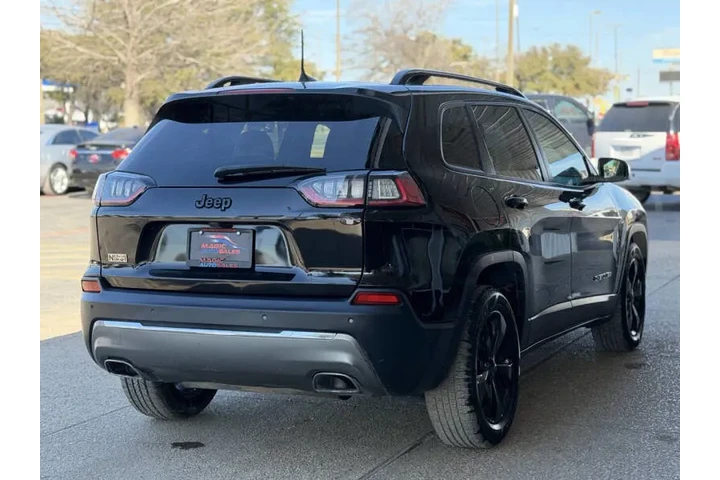 $17499 : 2020 Cherokee Altitude image 9