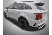 $27469 : Kia Sorento 2022 AWD SX 4dr thumbnail