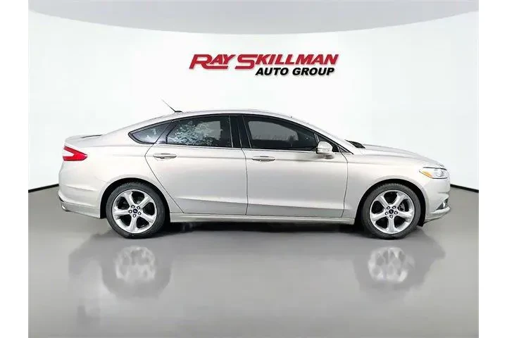 $8975 : Ford Fusion 2015 SE 4dr Seda image 8