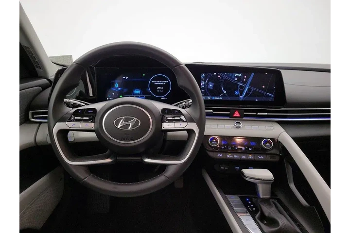 $24998 : Hyundai ELANTRA Hybrid 2023 image 10