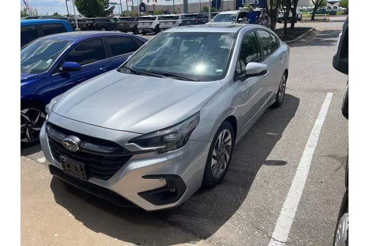 $26995 : Subaru Legacy 2024 AWD Limit image 2
