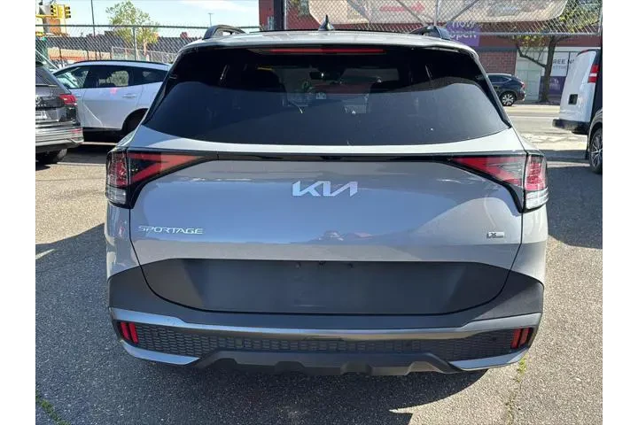 $27490 : Kia Sportage 2023 AWD X-Line image 5