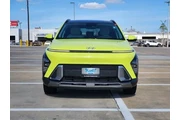 $25524 : Hyundai KONA 2024 Limited 4d thumbnail