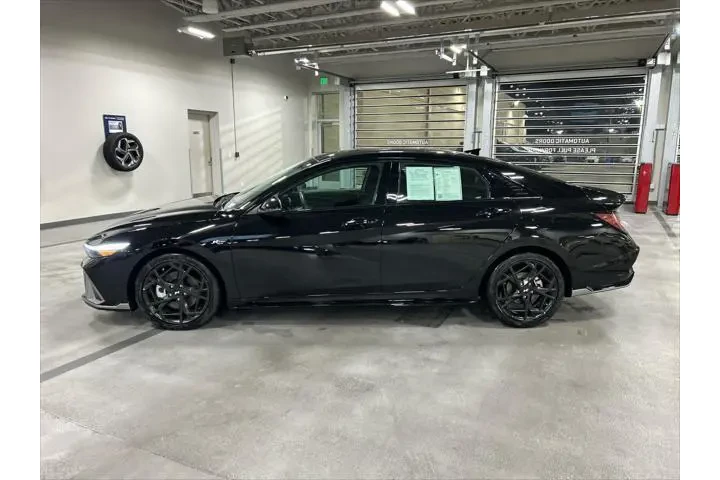 $27299 : Hyundai ELANTRA 2025 N Line image 3