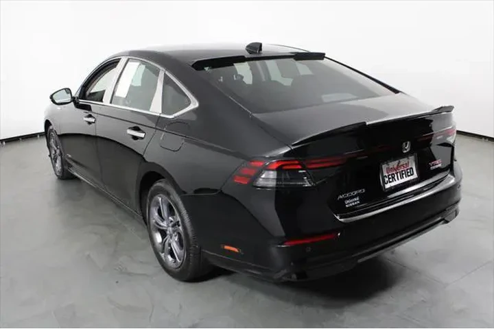 $28376 : Honda Accord Hybrid 2024 EX- image 3