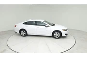 $18983 : Chevrolet Malibu 2024 LT 4dr thumbnail