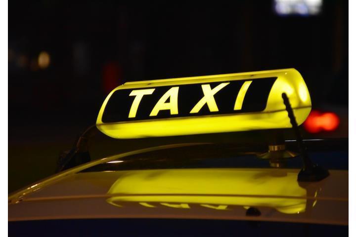 Taxi Económico image 2