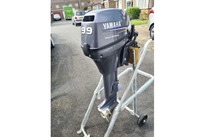$700 : 2008 Yamaha 9.9hp long shaft image 1