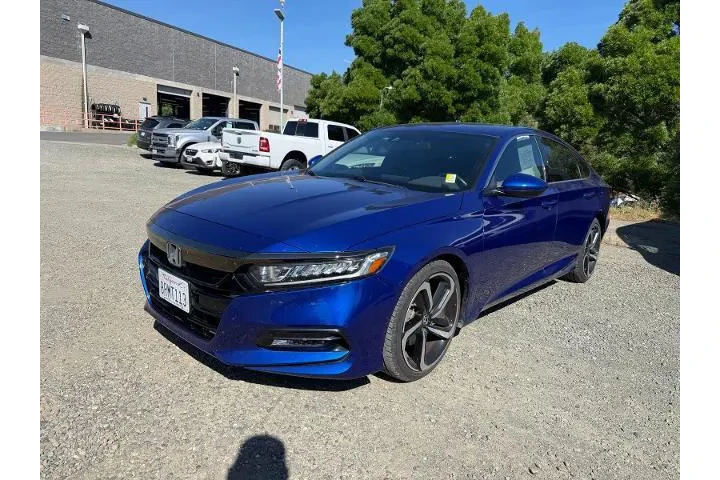 $22500 : Honda Accord 2020 Sport 4dr image 1
