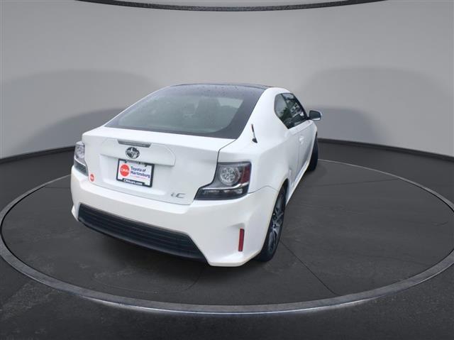 $10000 : PRE-OWNED 2015 SCION TC BASE image 8