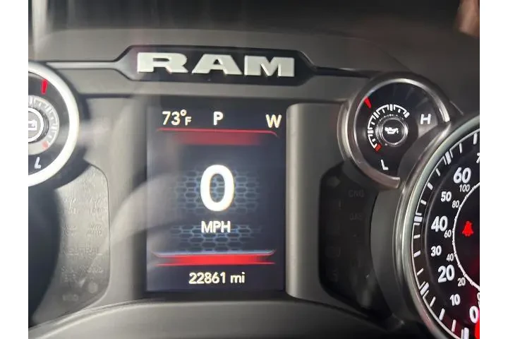 $28820 : Ram 1500 2019 4x2 Big Horn 4 image 8