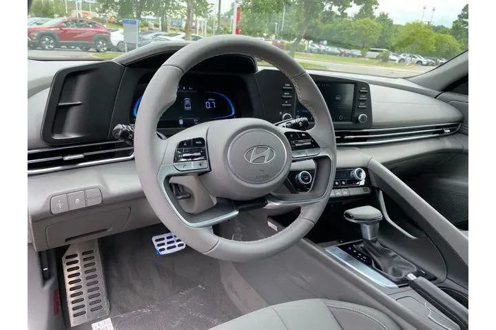 $23700 : Hyundai ELANTRA 2025 SEL Spo image 9