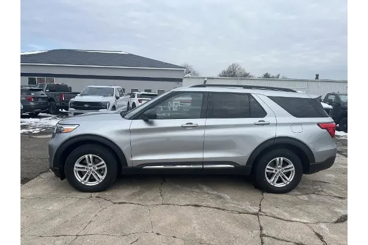 $24988 : Ford Explorer 2020 AWD XLT 4 image 1